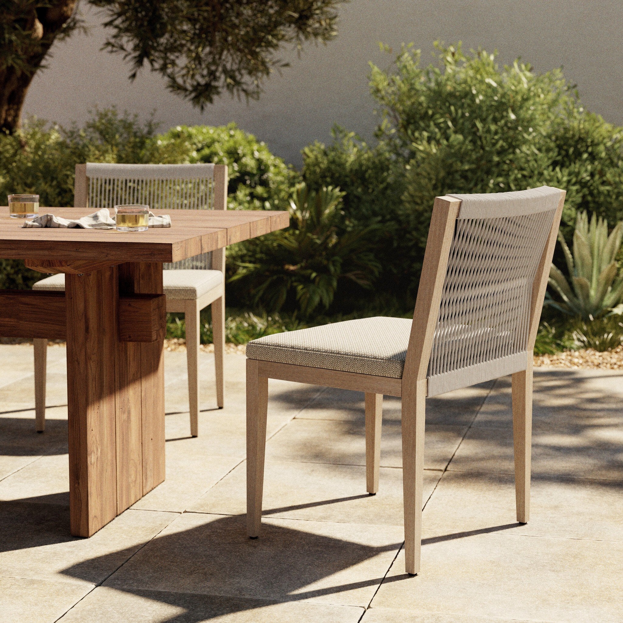 SHERWOOD OUTDOOR DINING CHAIR