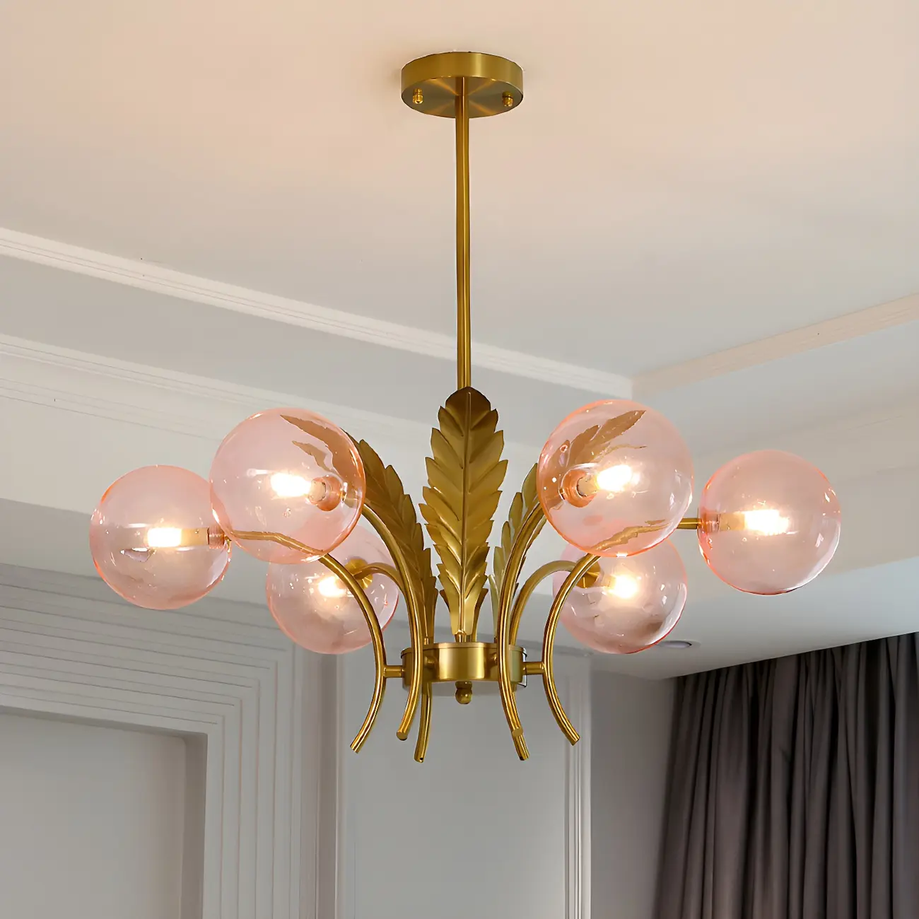 Luxury 6-light Gold Leaf Chandelier with Glass Globes