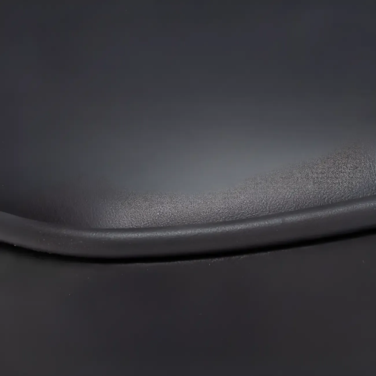 Tufted Four Legs Leather Wingback Counter Bar Stools