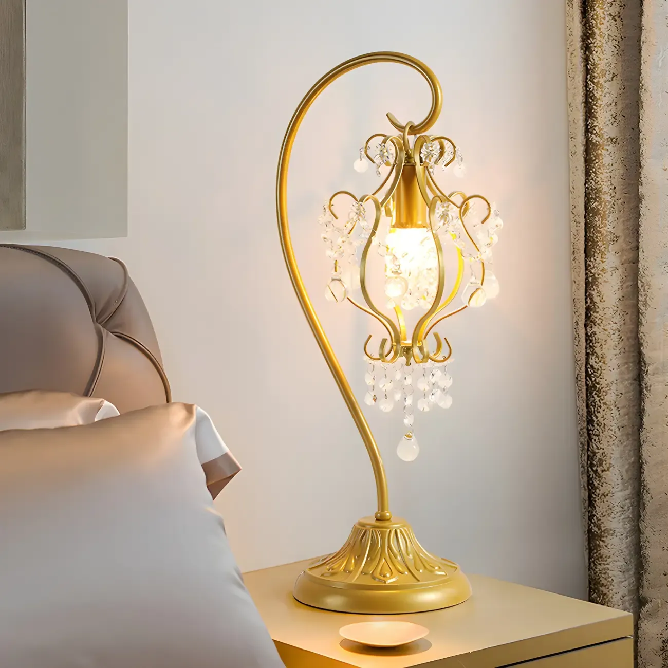 Geometric Gold LED Crystal Table Lamp for Bedroom Decor