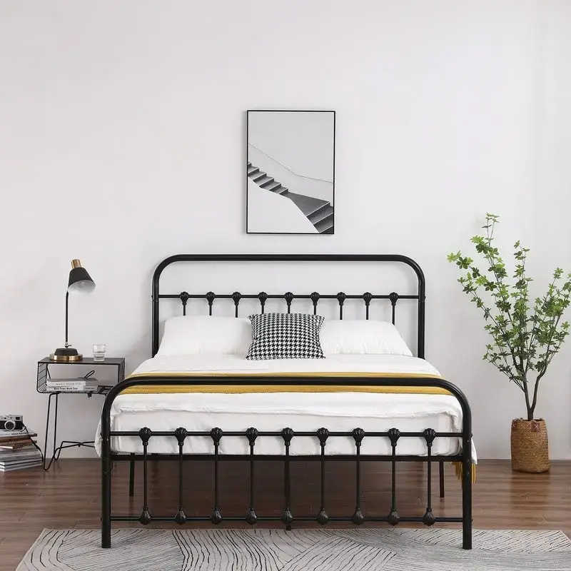 Single-Layer Iron Bed Frame with Shell Decoration Black