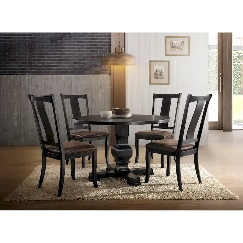 Carolina Living Carson 47 Round Pedestal Table