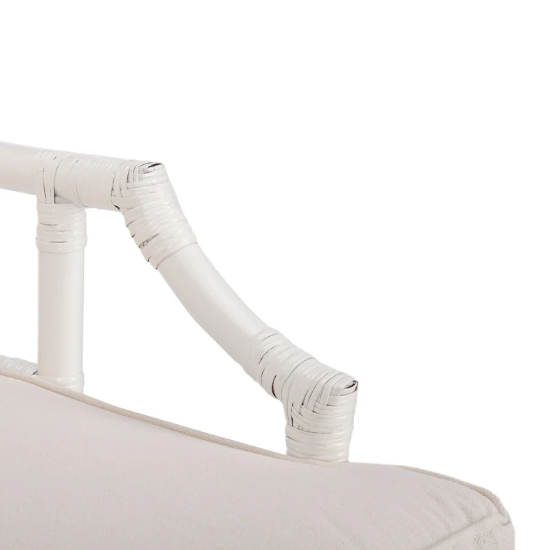 SAFAVIEH Maudie Rattan Accent Chair - 27.6  W x 31.5  L x 31.5  H - 28Wx32Dx32H