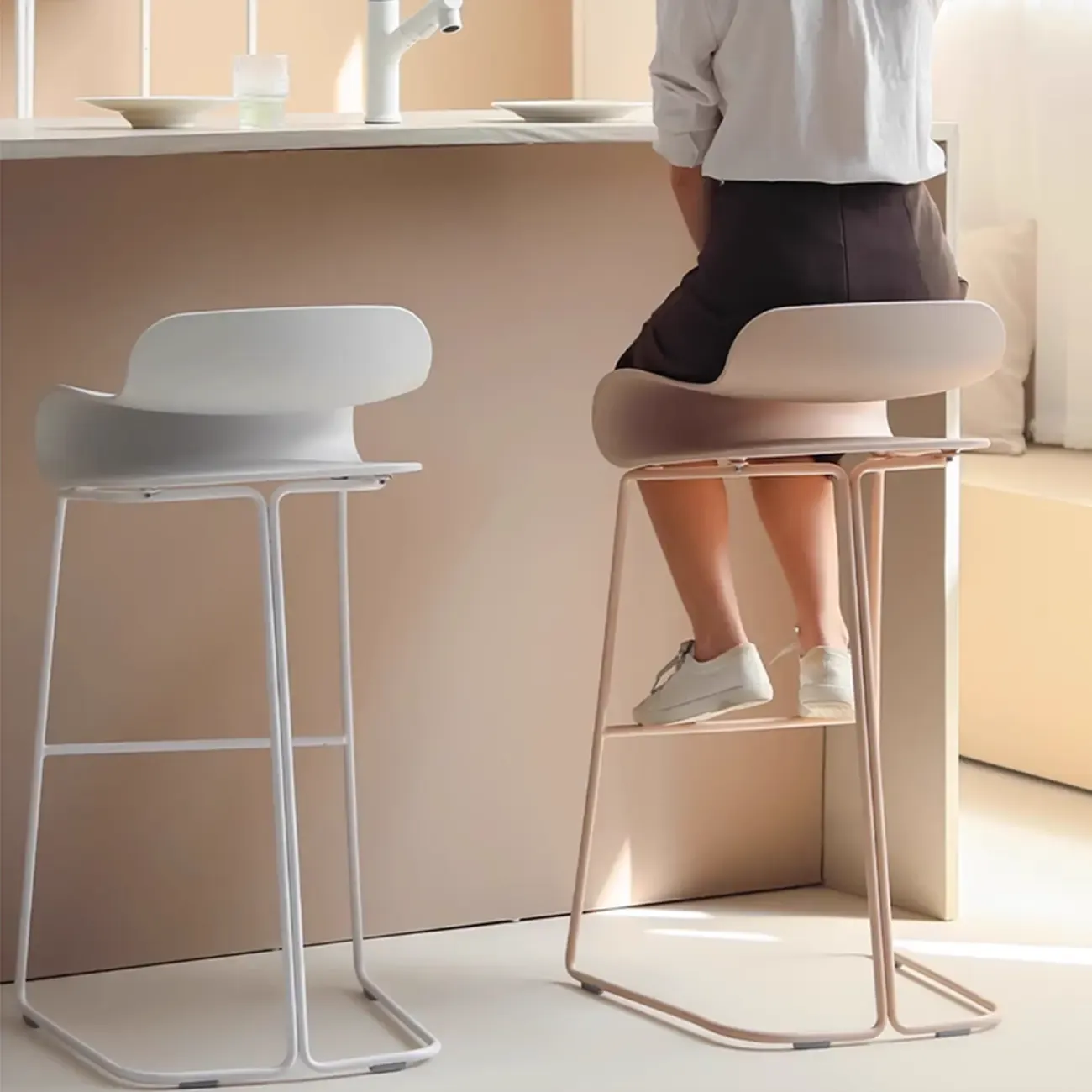 Industrial Plastic Steel Frame Low Back Armless Bar Stool