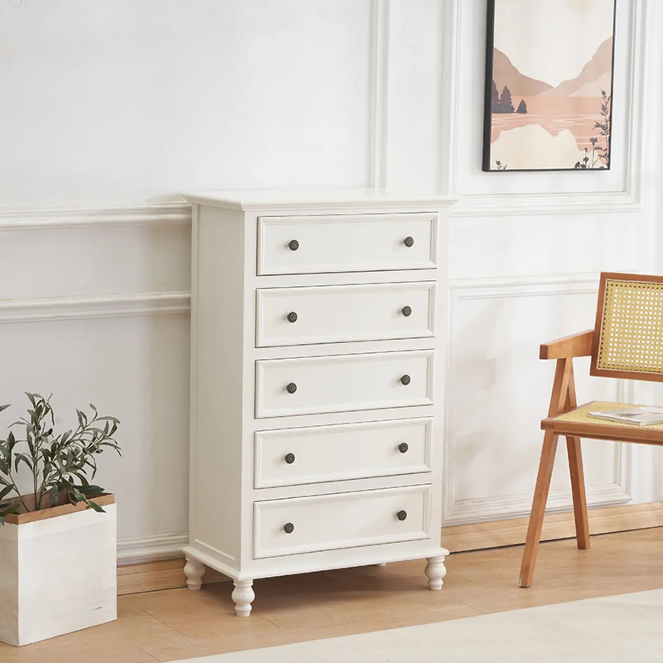 French Square White Wooden 7-Drawer Chest