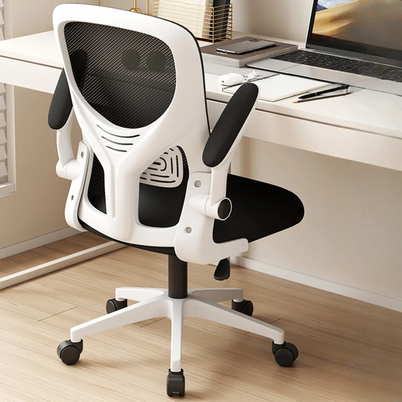 Ergonomic Black White Mesh Adjustable Office Chair