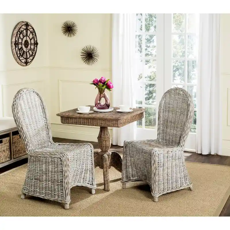 SAFAVIEH Manolica White Washed Dining Chair (Set of 2) - 19.5  x 26  x 40.5  - 20Wx26Dx41H