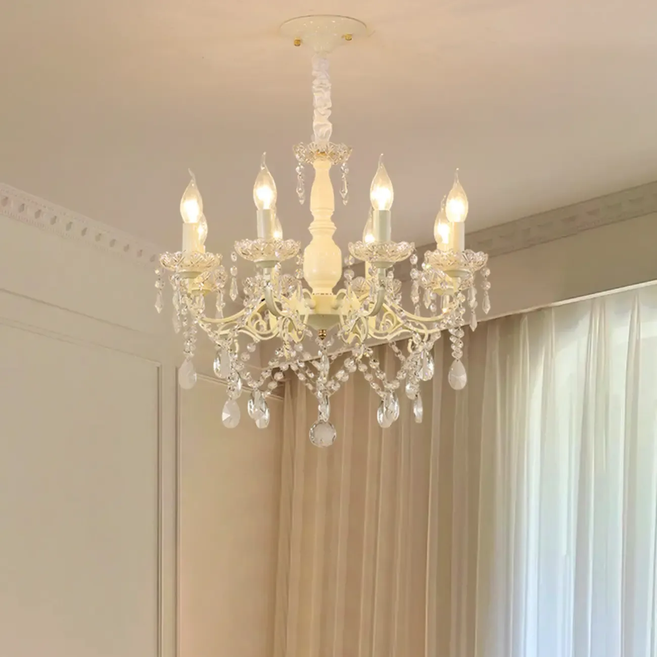 French Romantic Dimmable 8-Light Crystal Chandelier