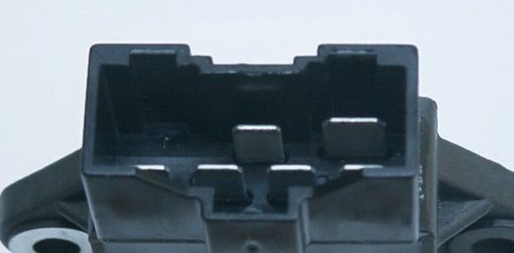 Tour Max Voltage Regulator Ref: TRM00012A / 1078272