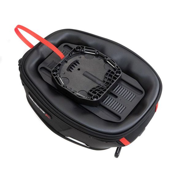 Sacoche réservoir SW-MOTECH PRO DAYPACK (5 à 8 litres) Universel - NoirRef : BC.TRS.00.108.30000