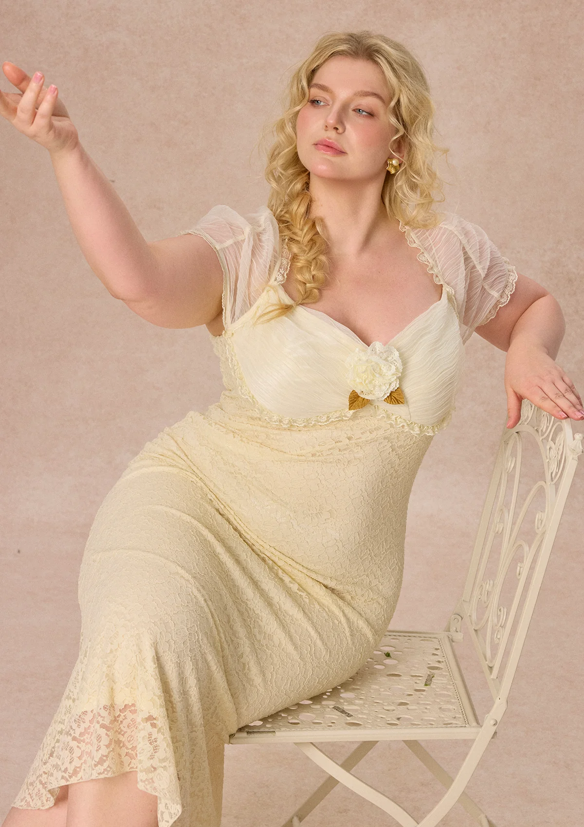 Curve&Plus Cream Letter Dress