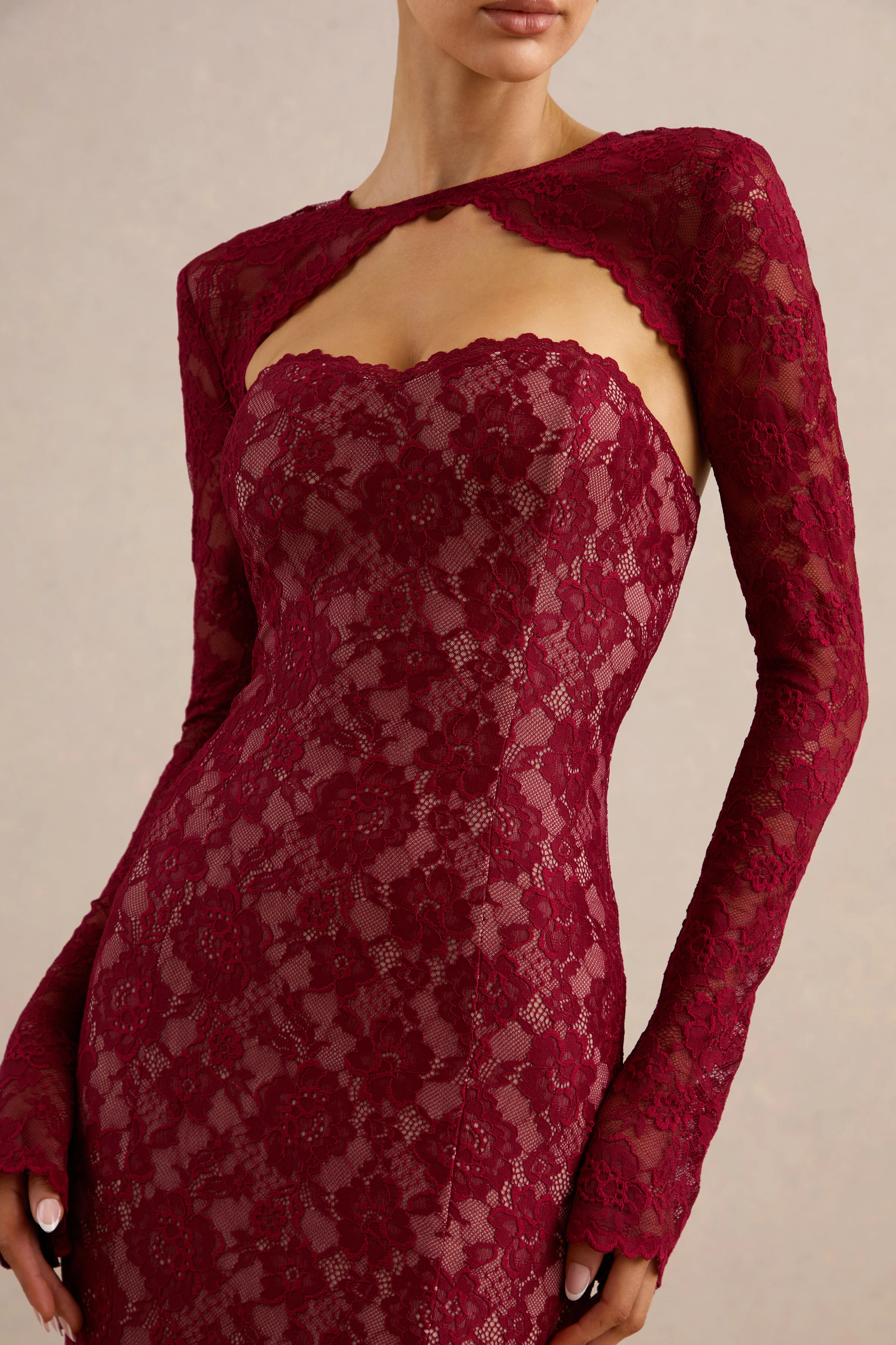 Mirellia | Dark Red Lace Sweetheart-Neck Maxi Dress