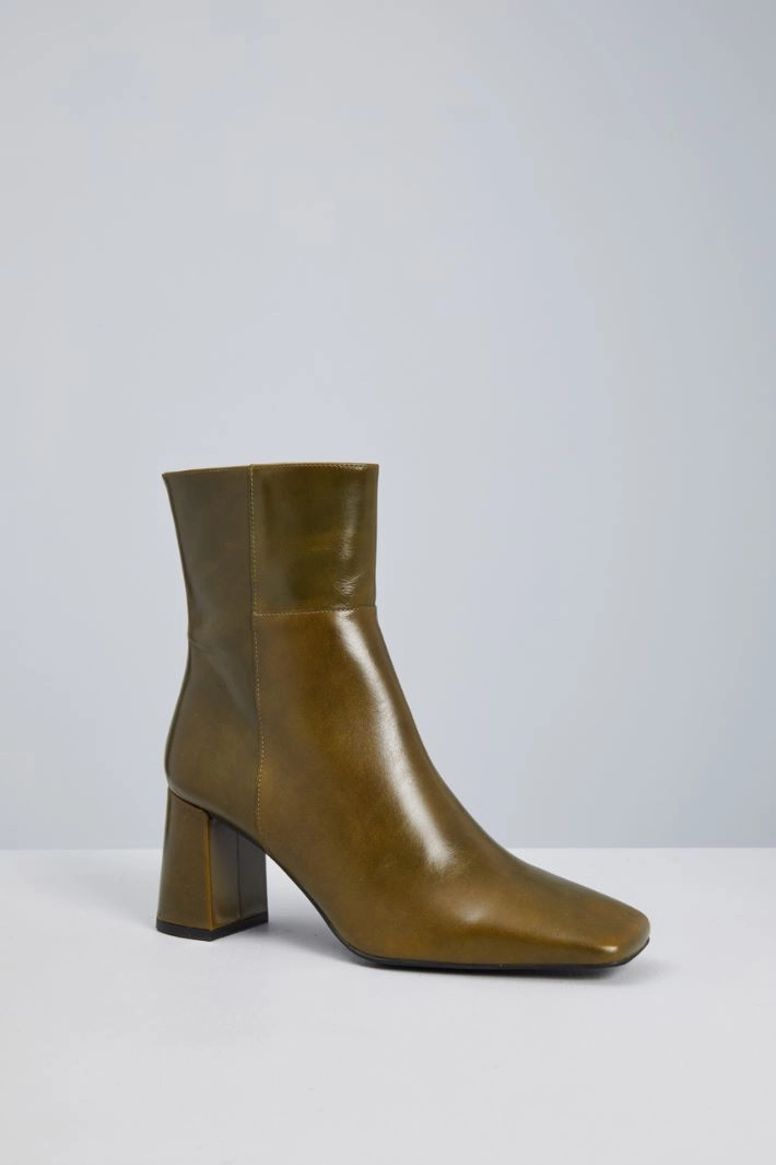 Shiny leather boots - KHAKI GREEN