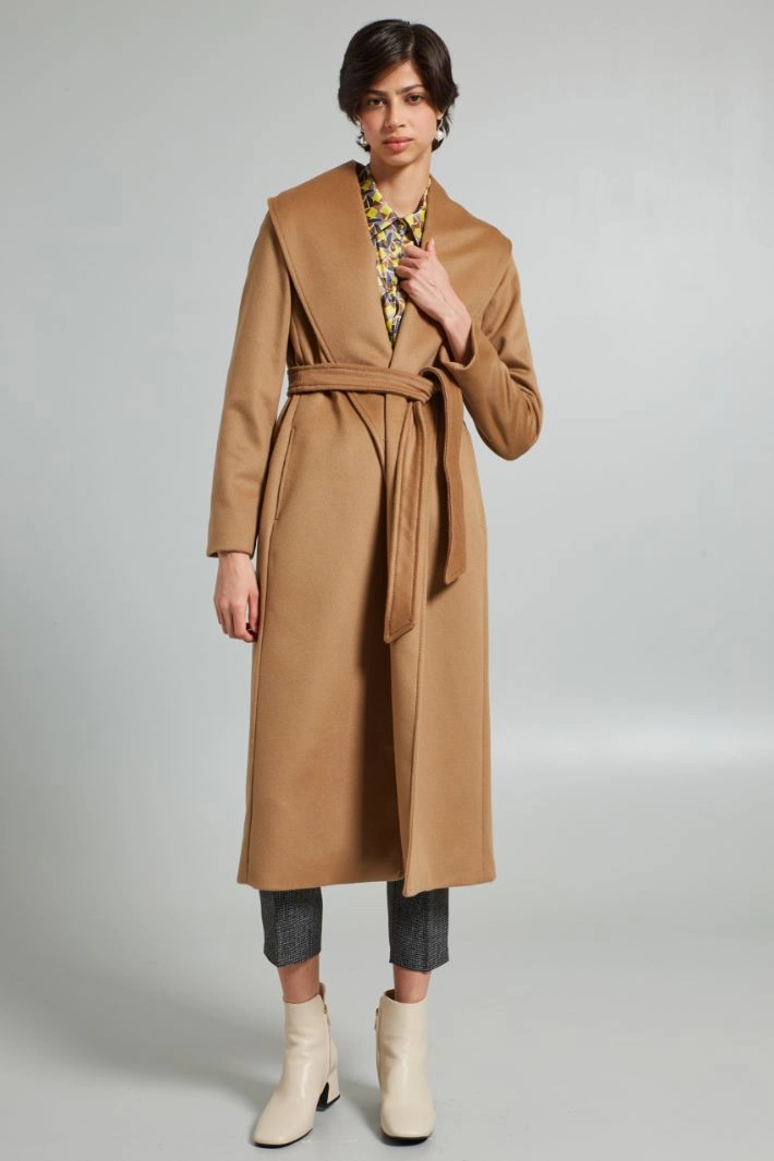 Coat with shawl collar - CAMEL
