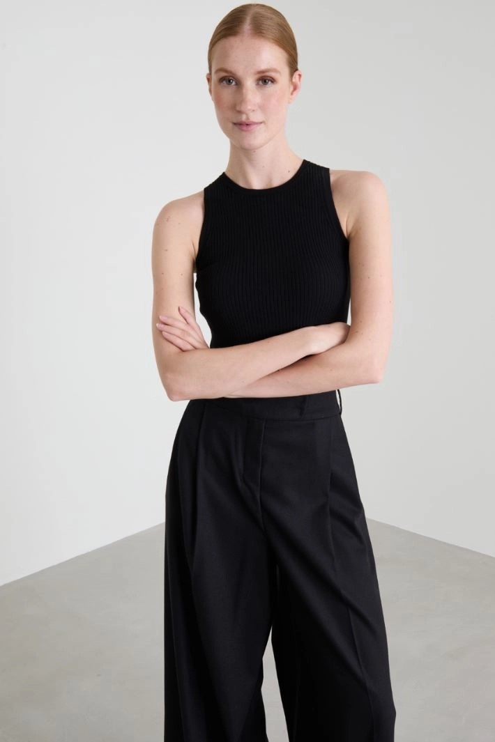 Ribbed crew neck tank top - BLACK