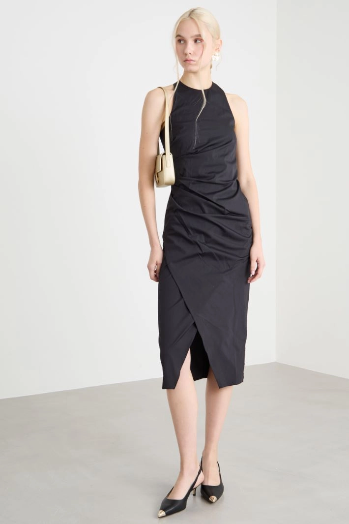 Diagonal-slit satin dress - BLACK