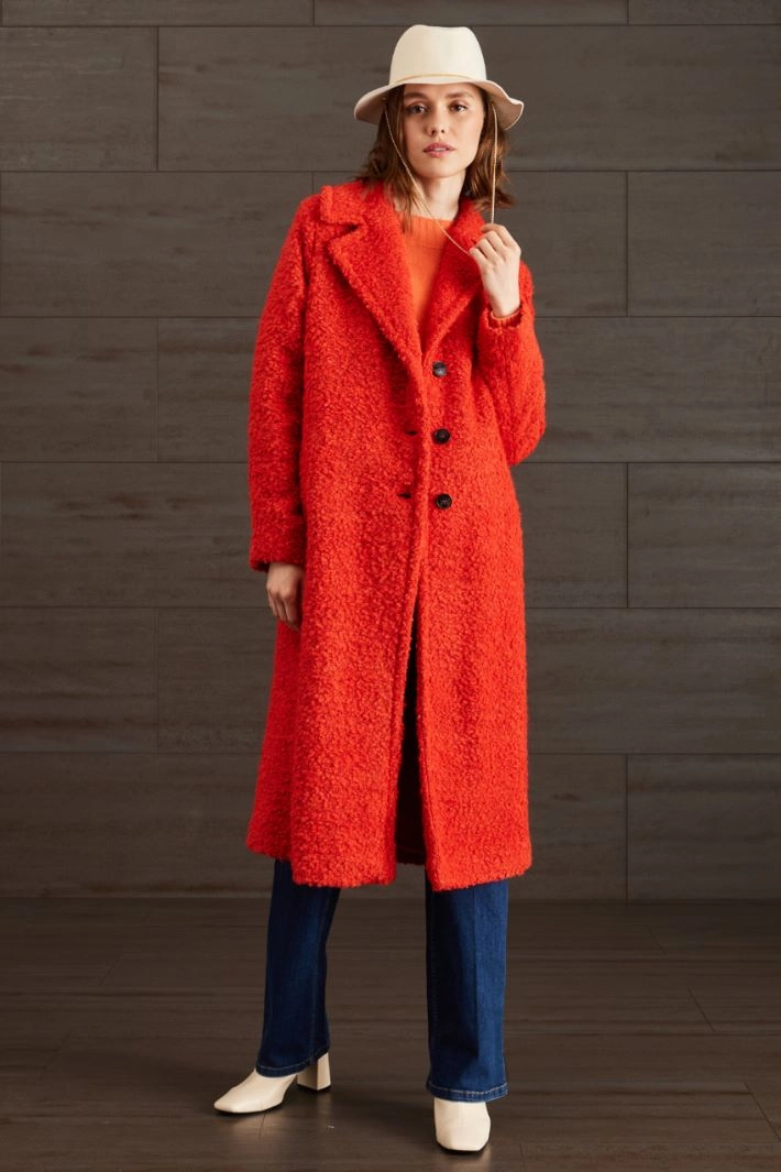 Chain-embellished hat - WHITE CREAM GOLD