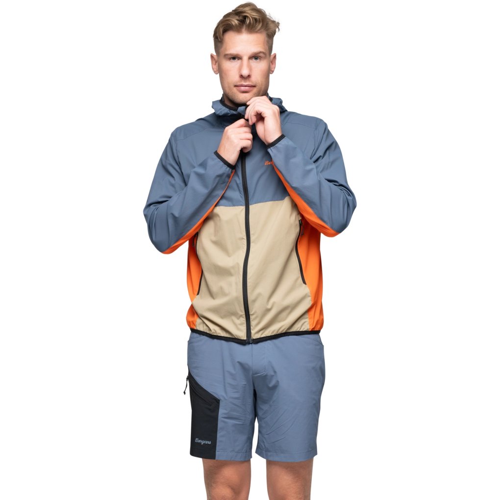 Bergans Vaagaa Windbreaker Jacket Men - granite blue/warm sand/alert orange