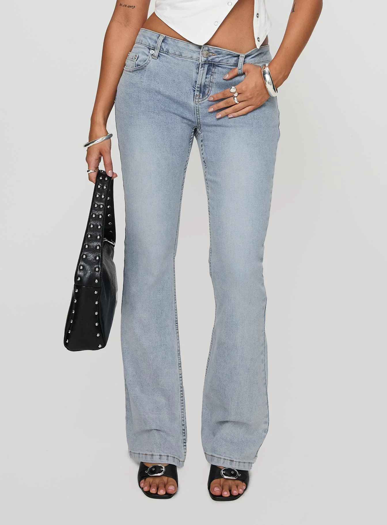 Bethany Low Rise Bootleg Jeans Light Wash
