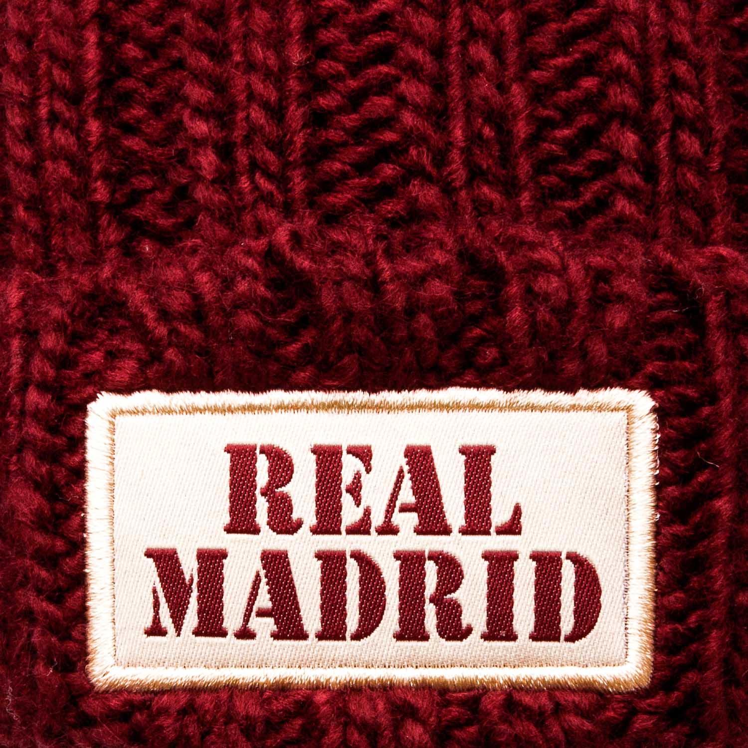 Pompom Beanie Burgundy