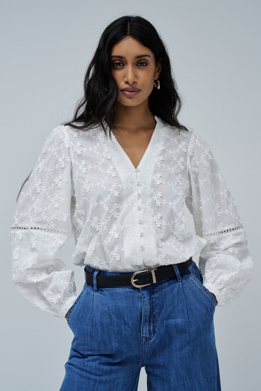 BLOUSE WITH JACQUARD EMBROIDERY