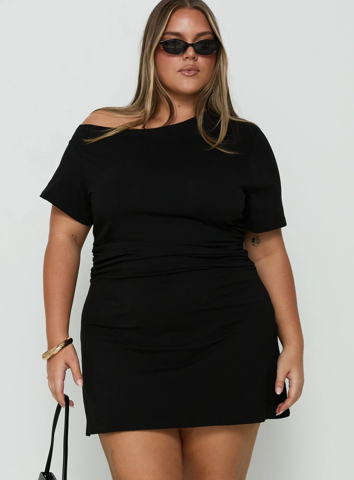 Avriana Off Shoulder T-Shirt Mini Dress Black Curve