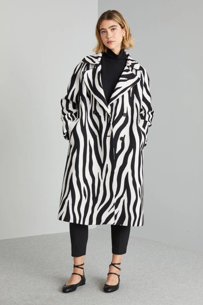 Animal-print jacquard coat - BLACK WHITE CREAM