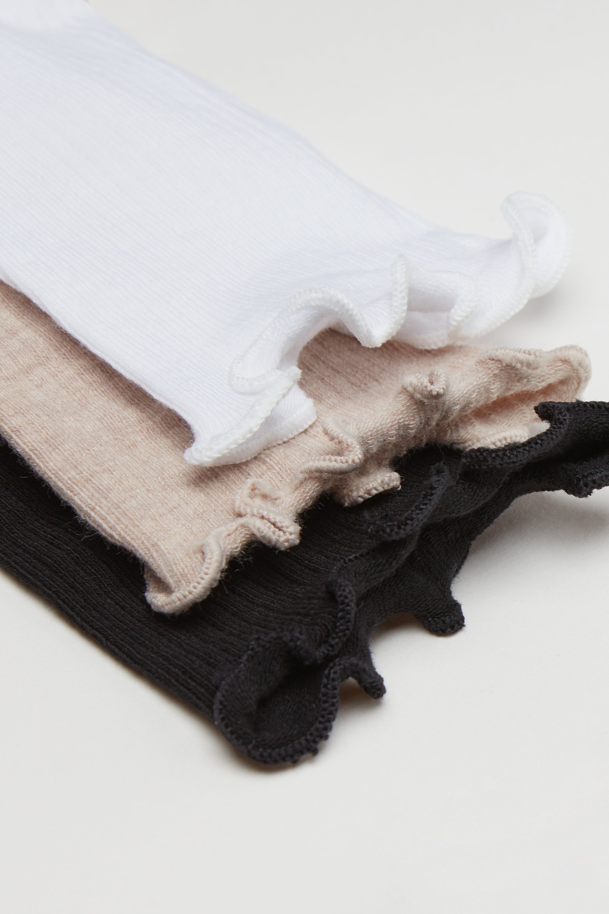 3 Pairs of Women's Short Cotton Socks with Rolled Hems