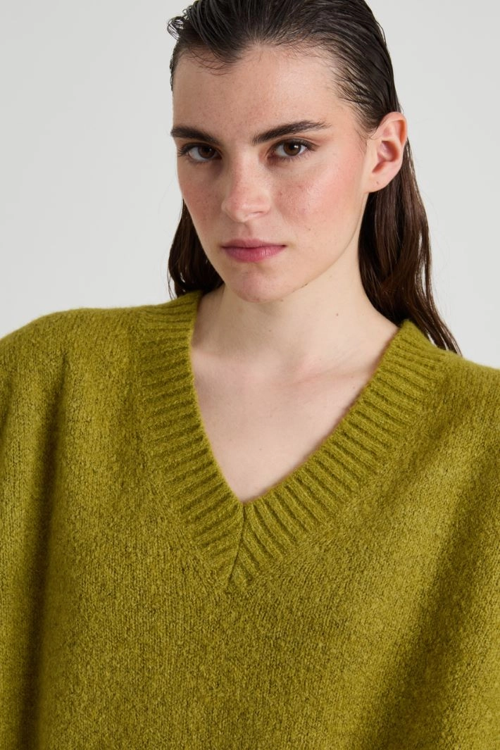 Alpaca and cotton V-neck sweater - PISTACHIO GREEN
