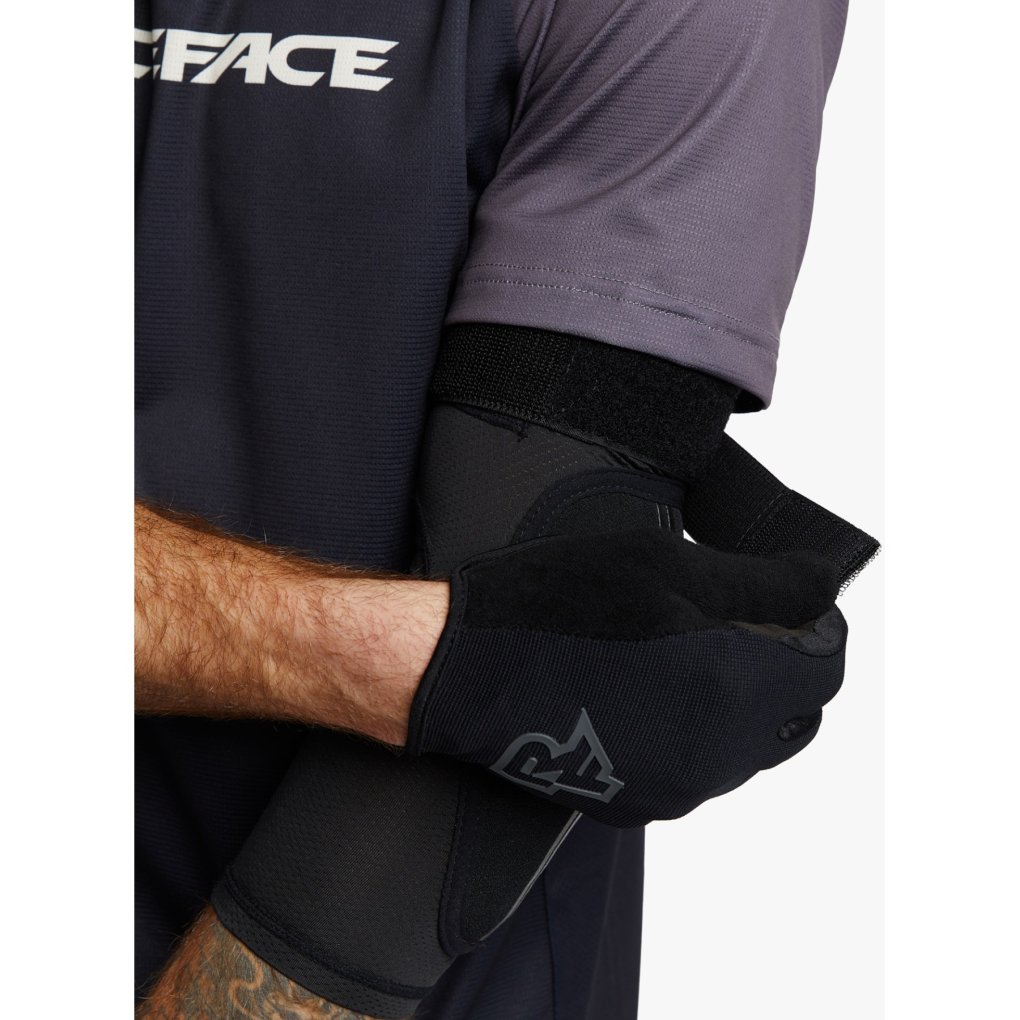 Race Face Indy Elbow Protector - black