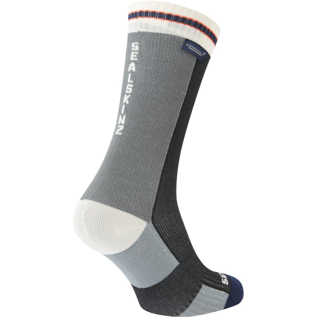 SealSkinz Billockby Waterproof Mid Length Cycling Socks - Black
