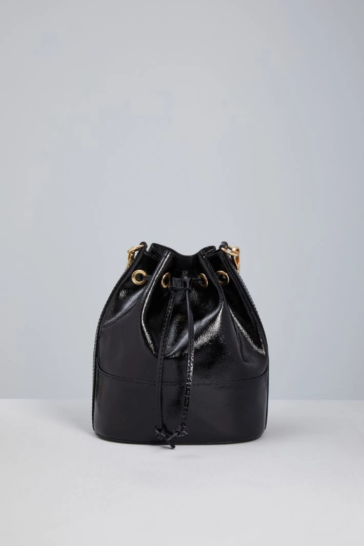 Patent-effect bag - BLACK