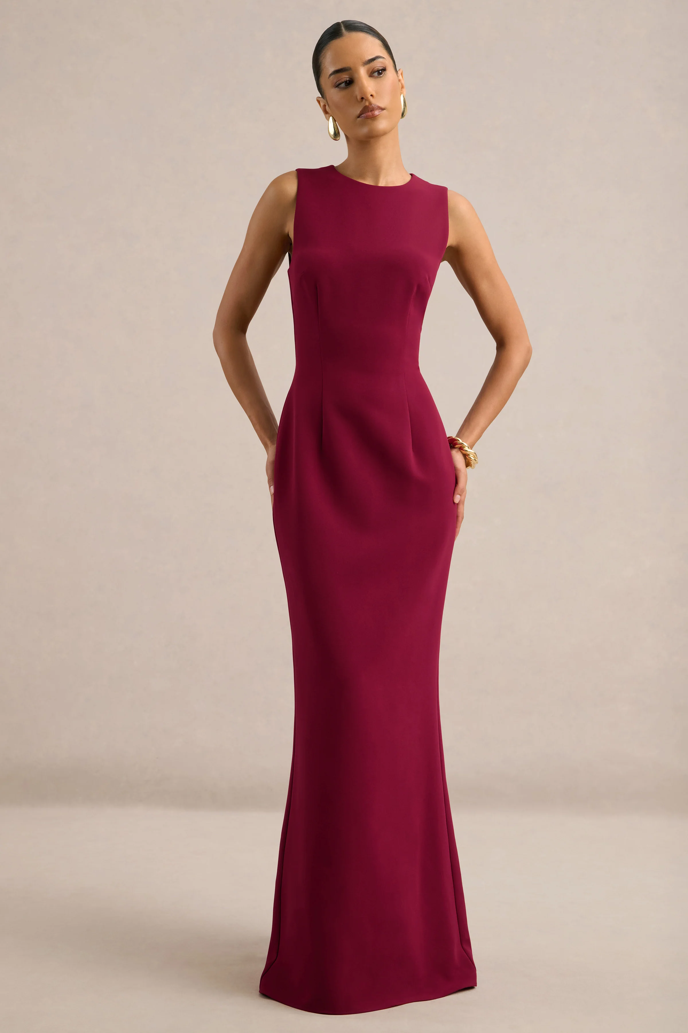 Astrelle | Burgundy Round Neck Maxi Dress With Tailoring And Back Split