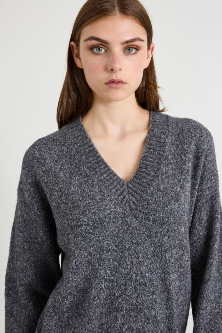Alpaca and cotton V-neck sweater - GREY