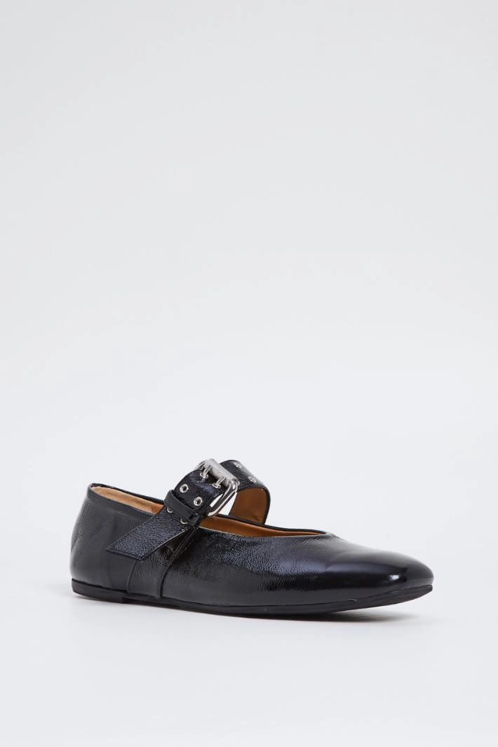 Ballerinas with strap - BLACK