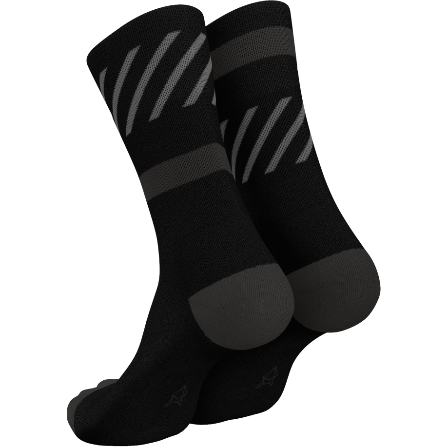 INCYLENCE Running Disrupts Socks - Black