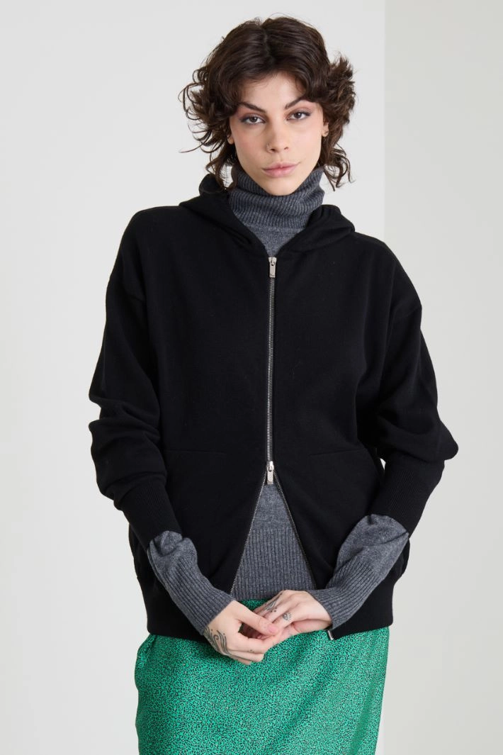 Viscose sweatshirt - BLACK