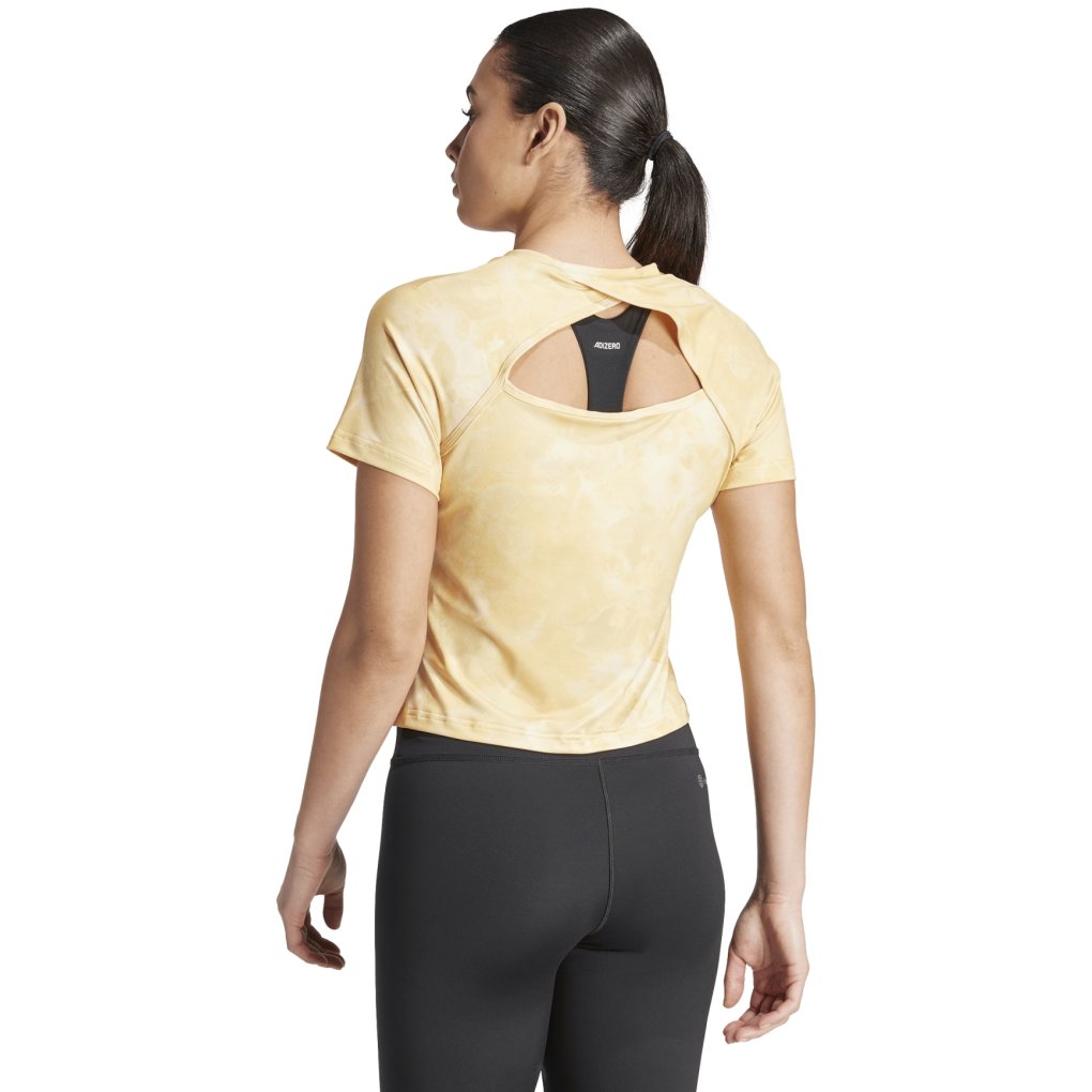 adidas Train Essentials Flower Tee Women - crystal sand/semi spark IS2181