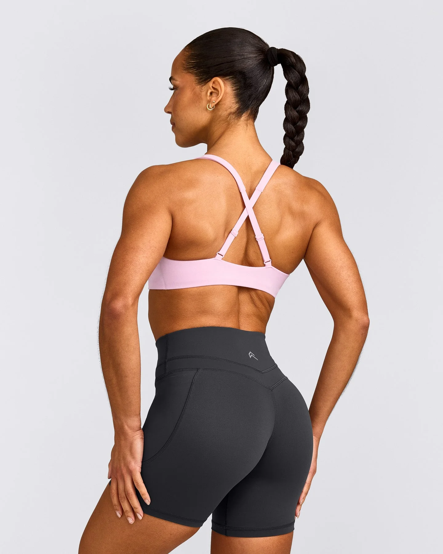 EasyLift™ Cross Back Sports Bra with Grey Logo | Chalk Pink