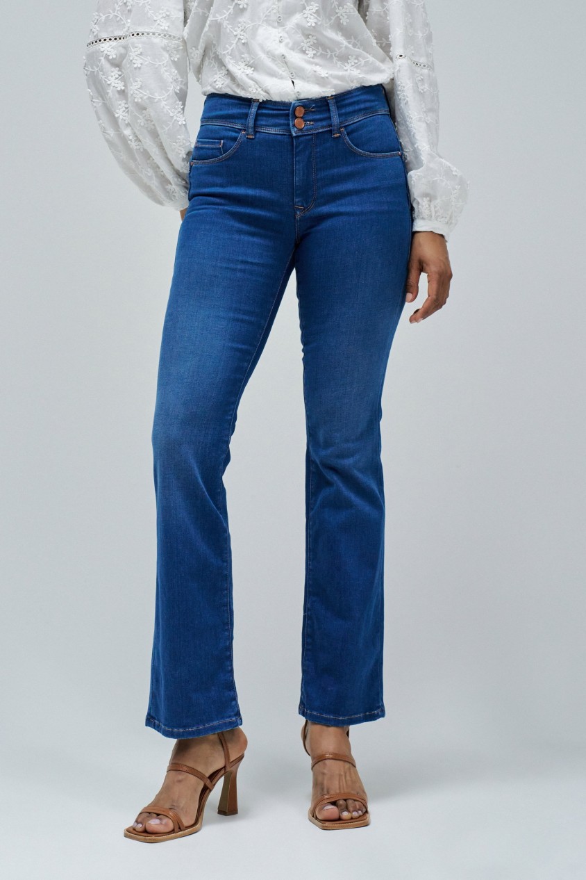 SECRET PUSH IN BOOTCUT SOFT TOUCH JEANS