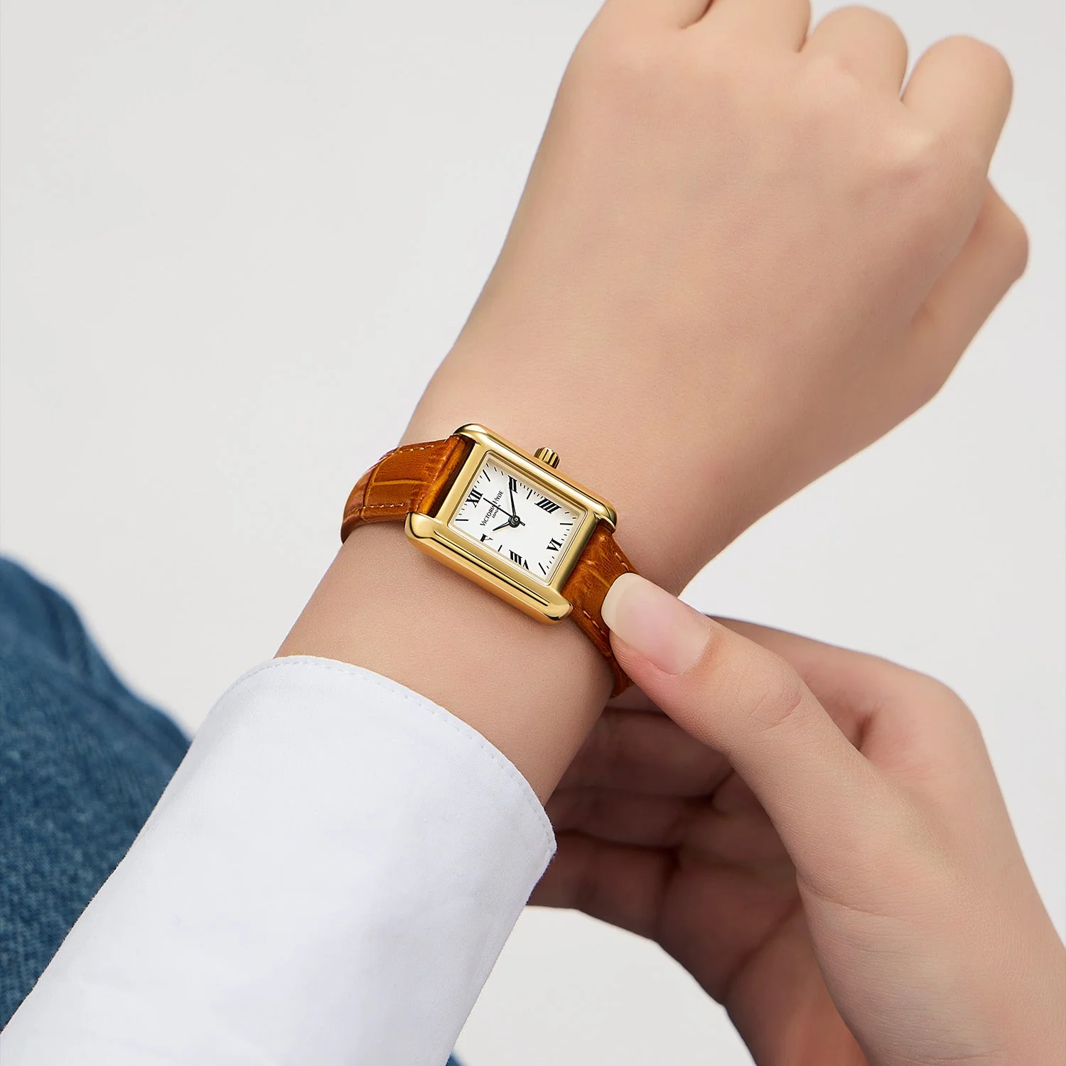 RETRO Series Women's Watch - Brown