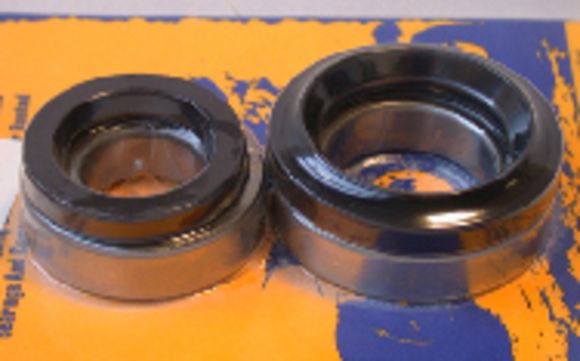 Pivot works Wheel Bearing Rear Seal KitRef: Pk00143A / 1047572