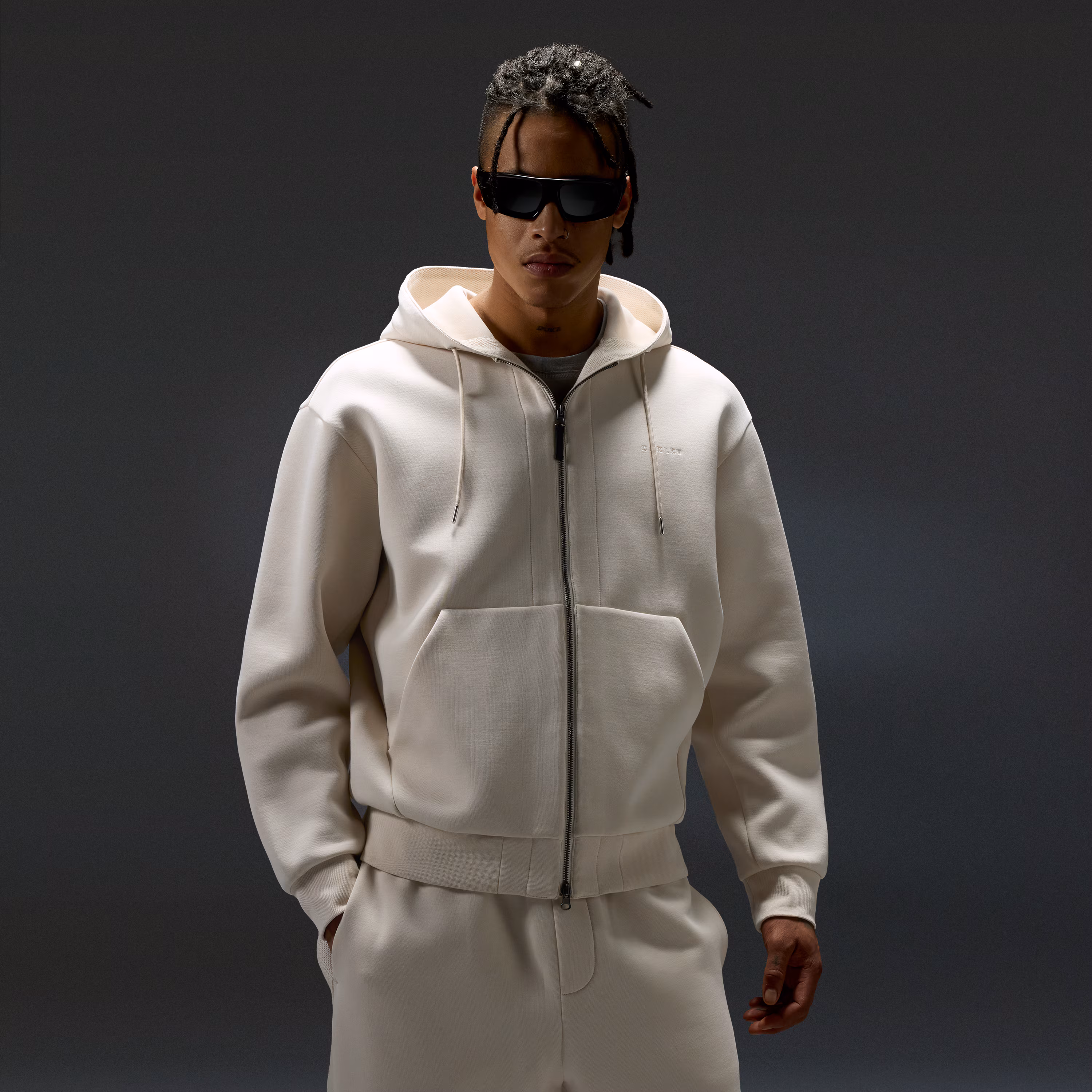 Reserve Momento FZ Hoodie