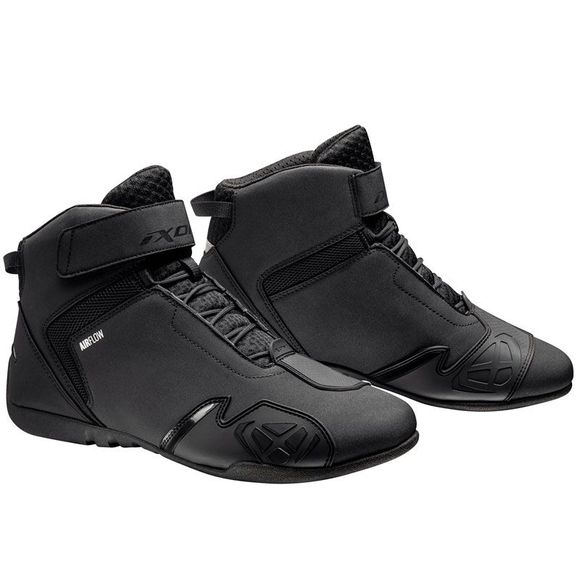 Ixon Gambler - Black / White Motorcycle SneakersRef: IX1449