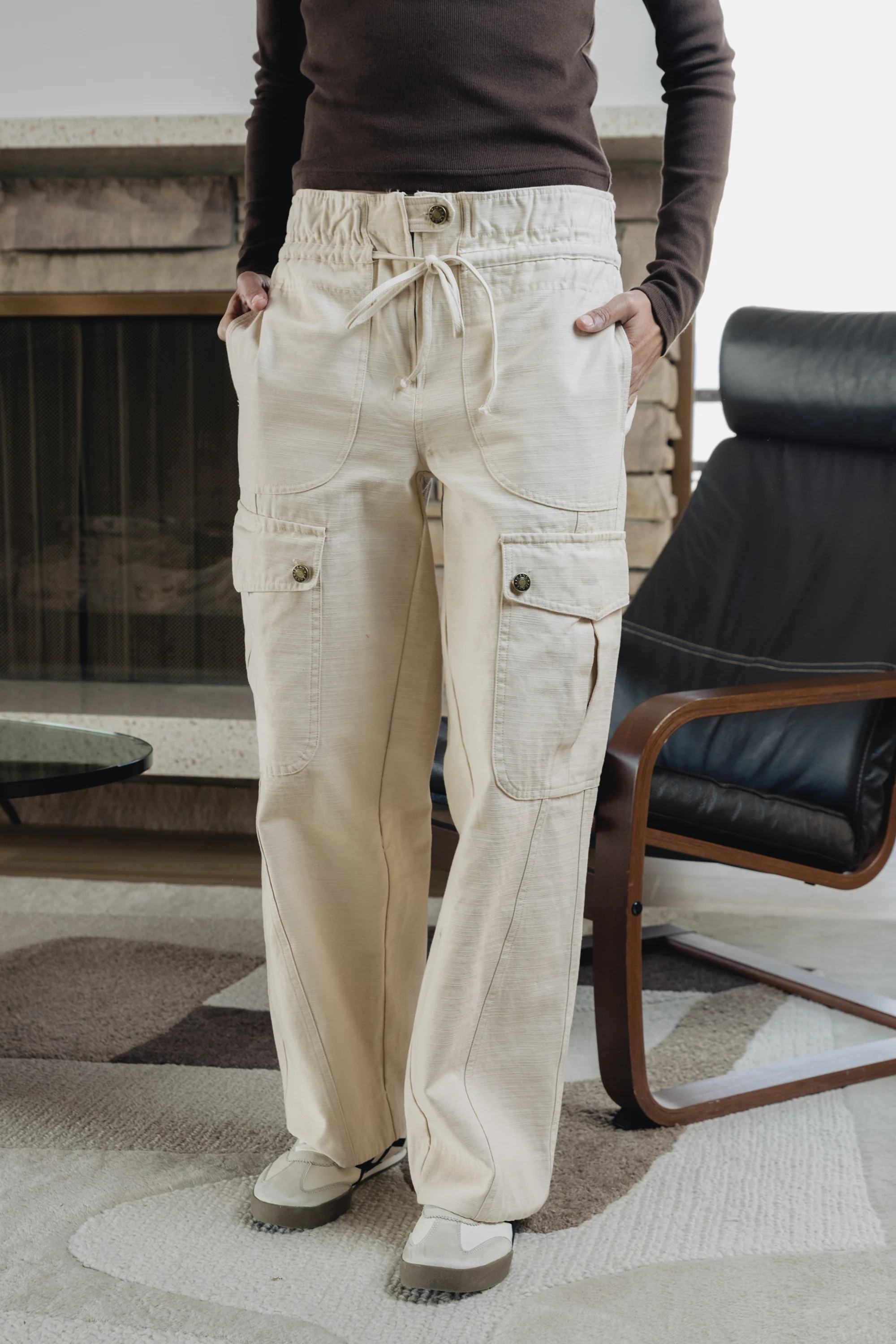 Kirsty Straight Leg Pants in Bone