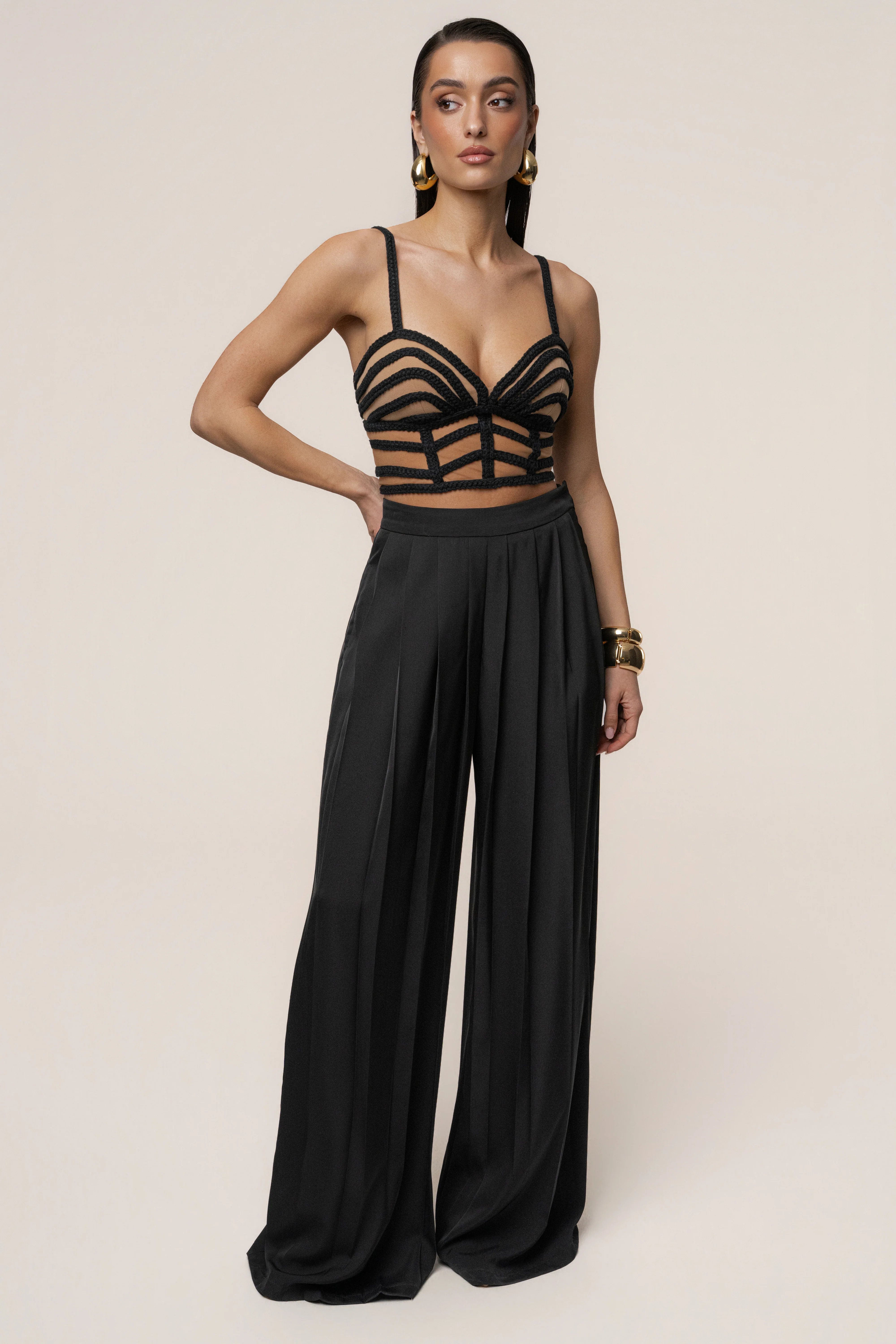 Black Serenity Bay Top