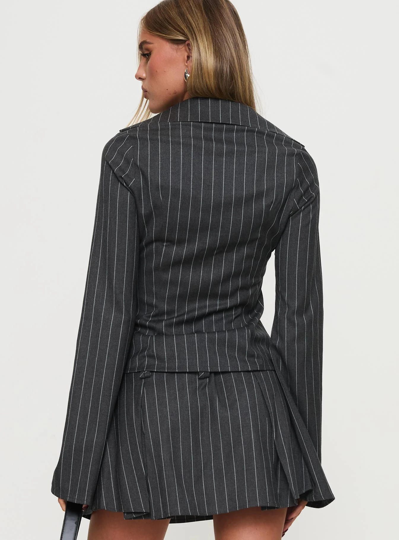 Saraya Long Sleeve Ring Top Grey Pinstripe