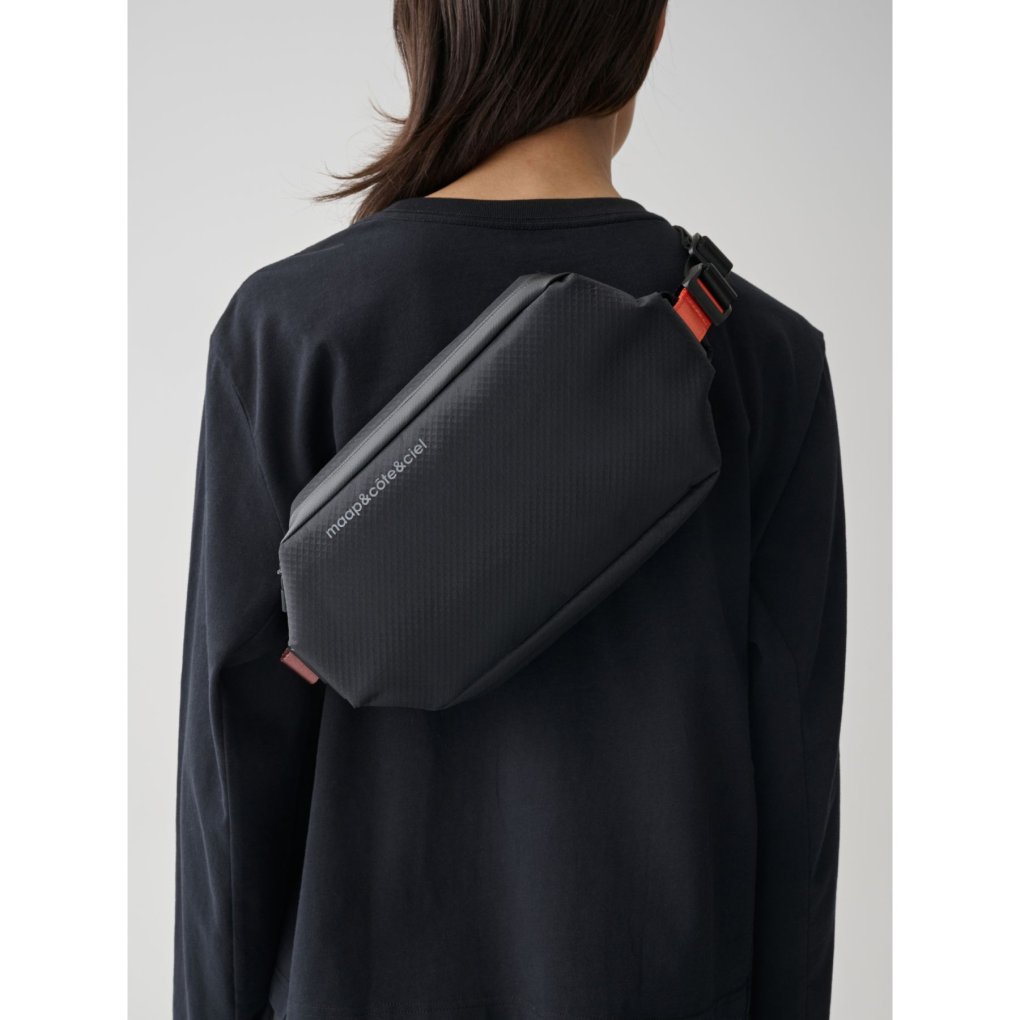 MAAP Cote & Ciel Sling Bag 2.4L - black