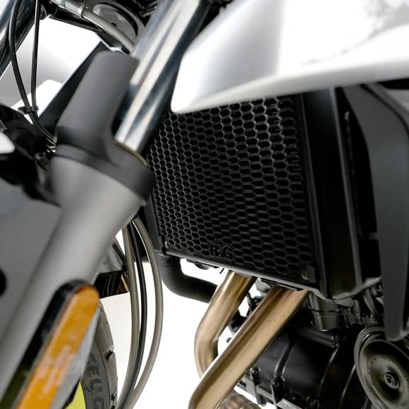 Protection de radiateur R&G Racing Pro - noirCF MOTO 650 650 NK - 2022 - 2024Ref : RGR01943A / 1126636