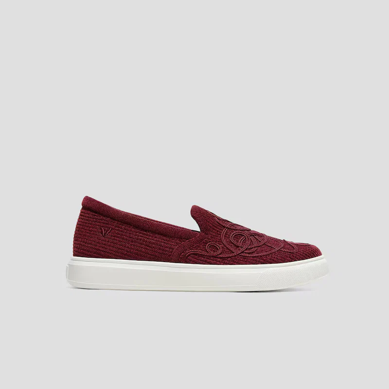 Classic Unisex Sneakers (V-Tune)